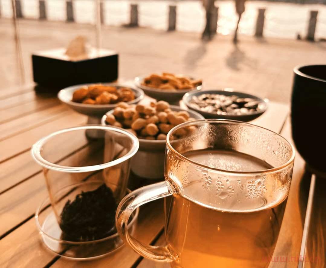 人到底是隨波逐流還是能夠逆勢而動？